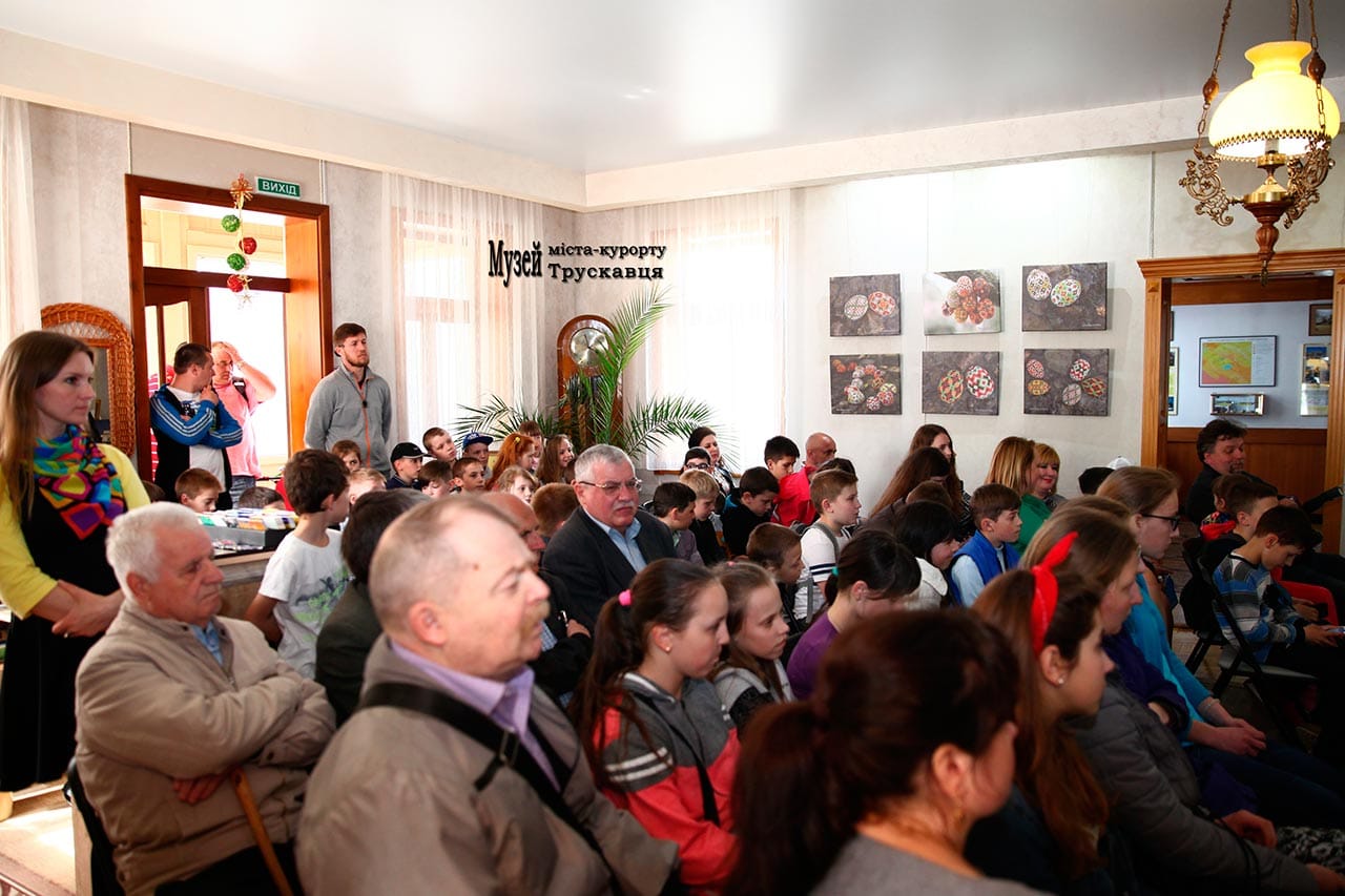 Гості розповіді-презентації «Десять цікавих фактів з життя Івана Боберського», 18.04.2018