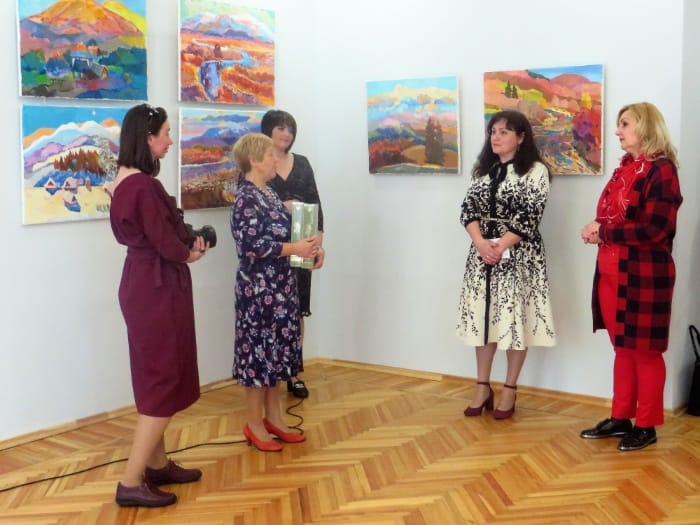 Святкування Міжнародного дня музеїв та відкриття виставки живопису "Гармонія душі" Віктора Чепинця, 17.05.19