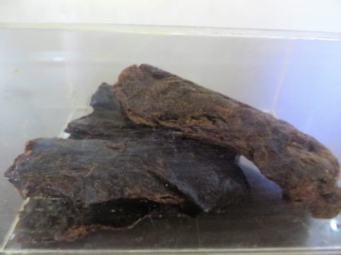 Озокеритова руда. Зразок мінералу