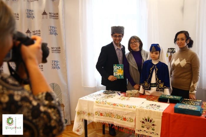 Фрагмент з відкриття виставки 03.11.2019