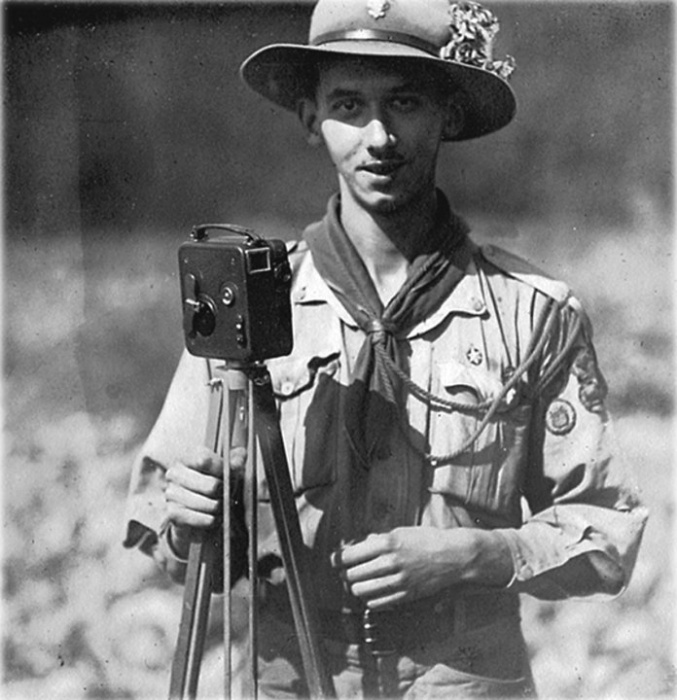 Юліан Дорош – шеф прес-квартири «Пласту», 1920-ті рр. (Галицька брама. – 2009. – № 6)