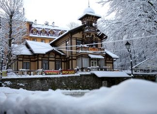 З нагоди 35-річчя музею – фотопроект “ТамДеСходи”… З нагоди 35-річчя музею - фотопроект "ТамДеСходи"...