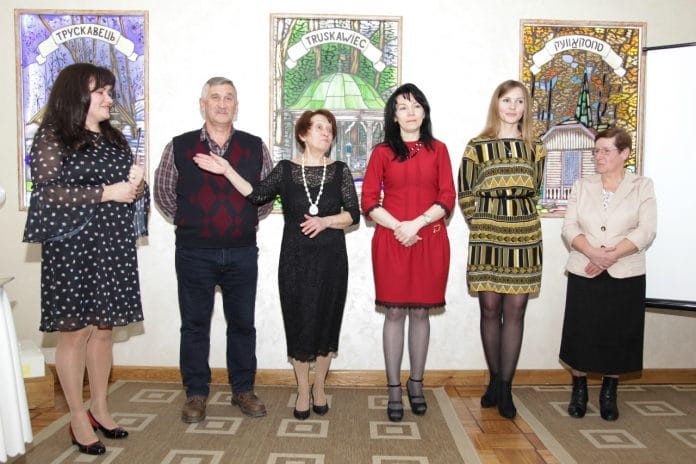 Колектив музею міста-курорту Трускавця на святкуванні 35-річного ювілею, 26.12.2017