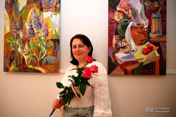 Презентація творчого проекту «Голос землі» Марії Ворончак у музеї міста-курорту Трускавця, 3 травня 2018. Світлина Ірини Бердаль-Шевчик Презентація творчого проекту «Голос землі» Марії Ворончак у музеї міста-курорту Трускавця, 3 травня 2018. Світлина Ірини Бердаль-Шевчик