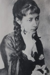 Уляна Кравченко - українська поетеса, письменниця
