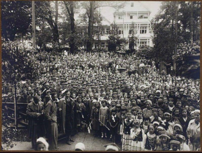 Багатолюдна зустріч Констянтина Пятца, 1935 рік