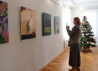 “Народжені” для бомбосховища Відкриття мистецької виставки "З бомбосховища" Олега Денисовця зі Львова, 10.02.2023