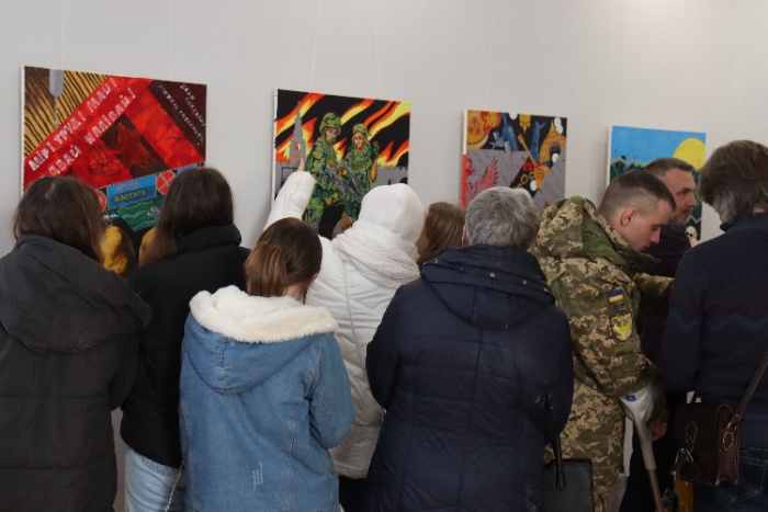 Відкриття мистецької виставки "З бомбосховища" Олега Денисовця зі Львова, 10.02.2023