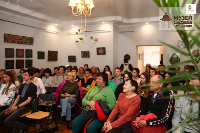 Історико-просвітницька гутірка "Уляна Кравченко та шкільництво", 06.05.2025