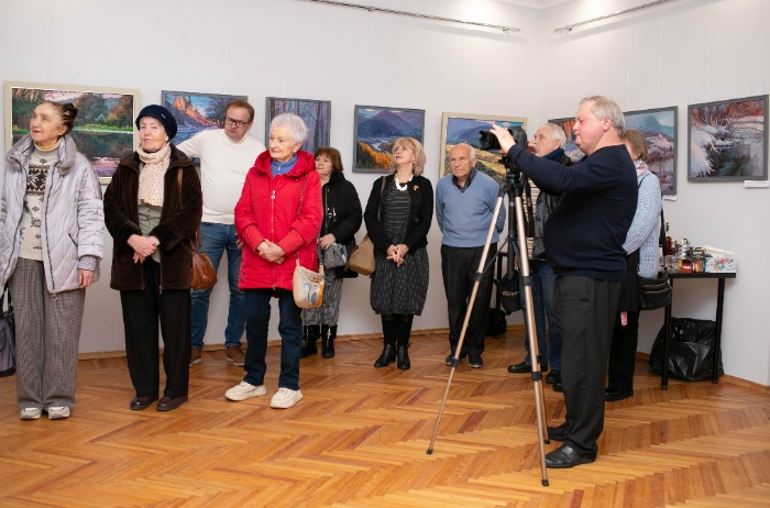 Відкриття художньої виствки "Палітра життя", 30.12.2025
